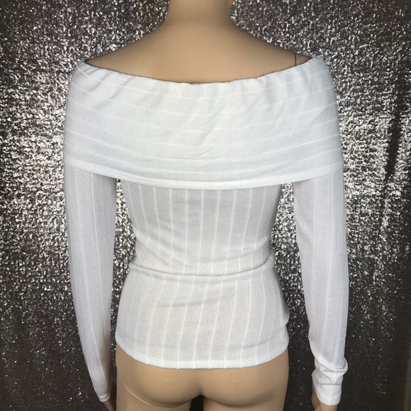 Ivory Off Shoulder Top - Picture 4 of 6